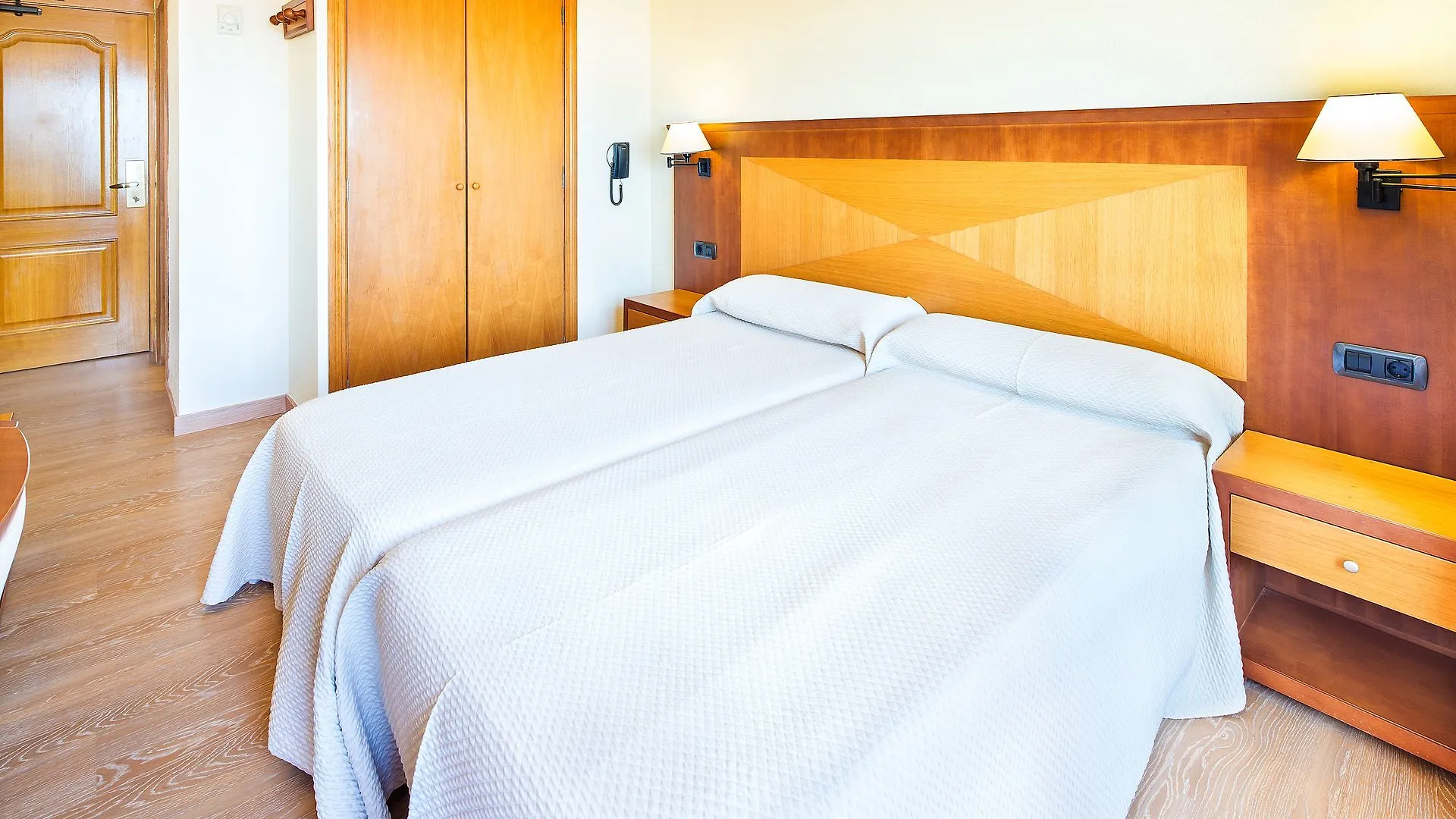 Thb Gran Playa - Adults Only Hotel Can Picafort  4*, Can Picafort (Mallorca)